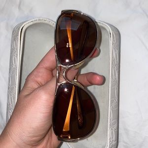 Women’s Oakley sunglasses!